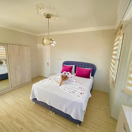 4 Bedrooms Private Pool Villa